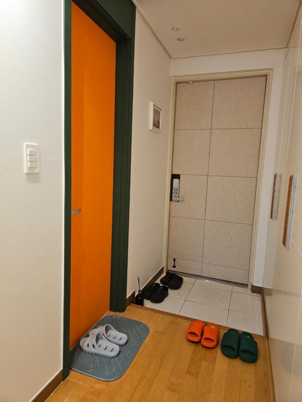 Gangnam Yeoksam Station Full-option Remodeling New House Holiday home *